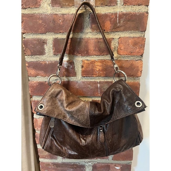 Italian Large Leather Shoulder Bag - Picture 13 of 15